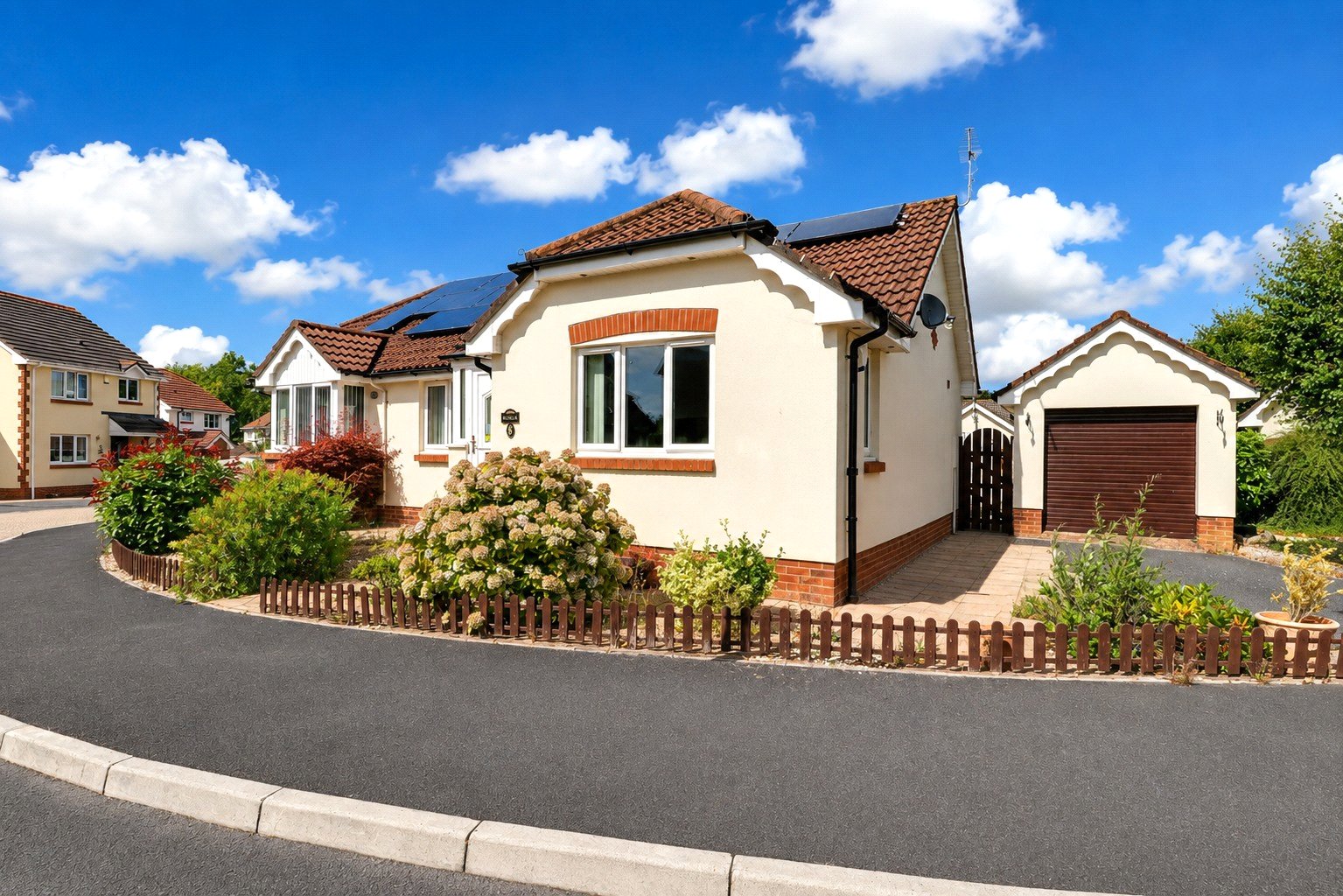 Rooks Close, Roundswell, Barnstaple, Devon, EX31