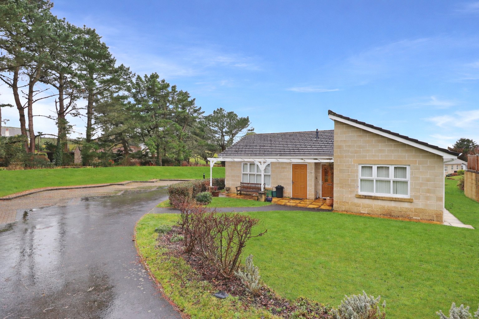Kenwith Castle Gardens, Abbotsham, Bideford, Devon, EX39