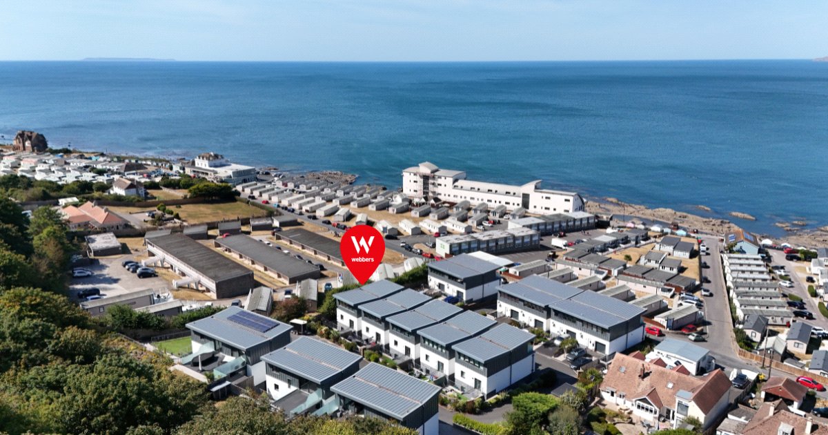 Roslyn Gardens, Westward Ho, Bideford, Devon, EX39