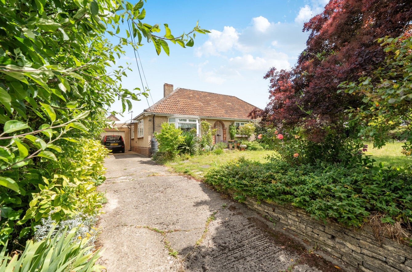 Stoke Road, Henlade, Taunton, Somerset, TA3