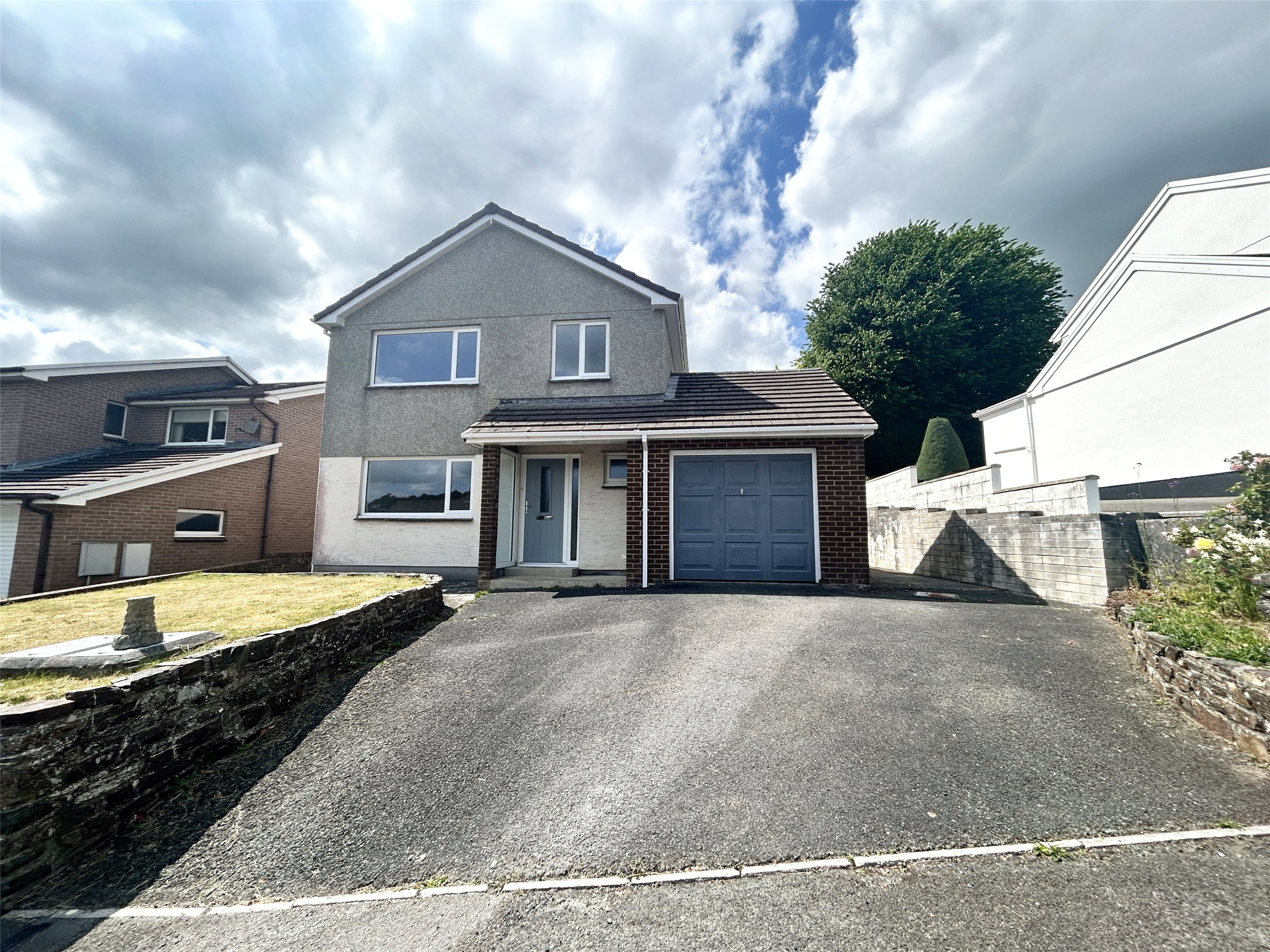 St. Cuthbert Close, Launceston, Cornwall, PL15