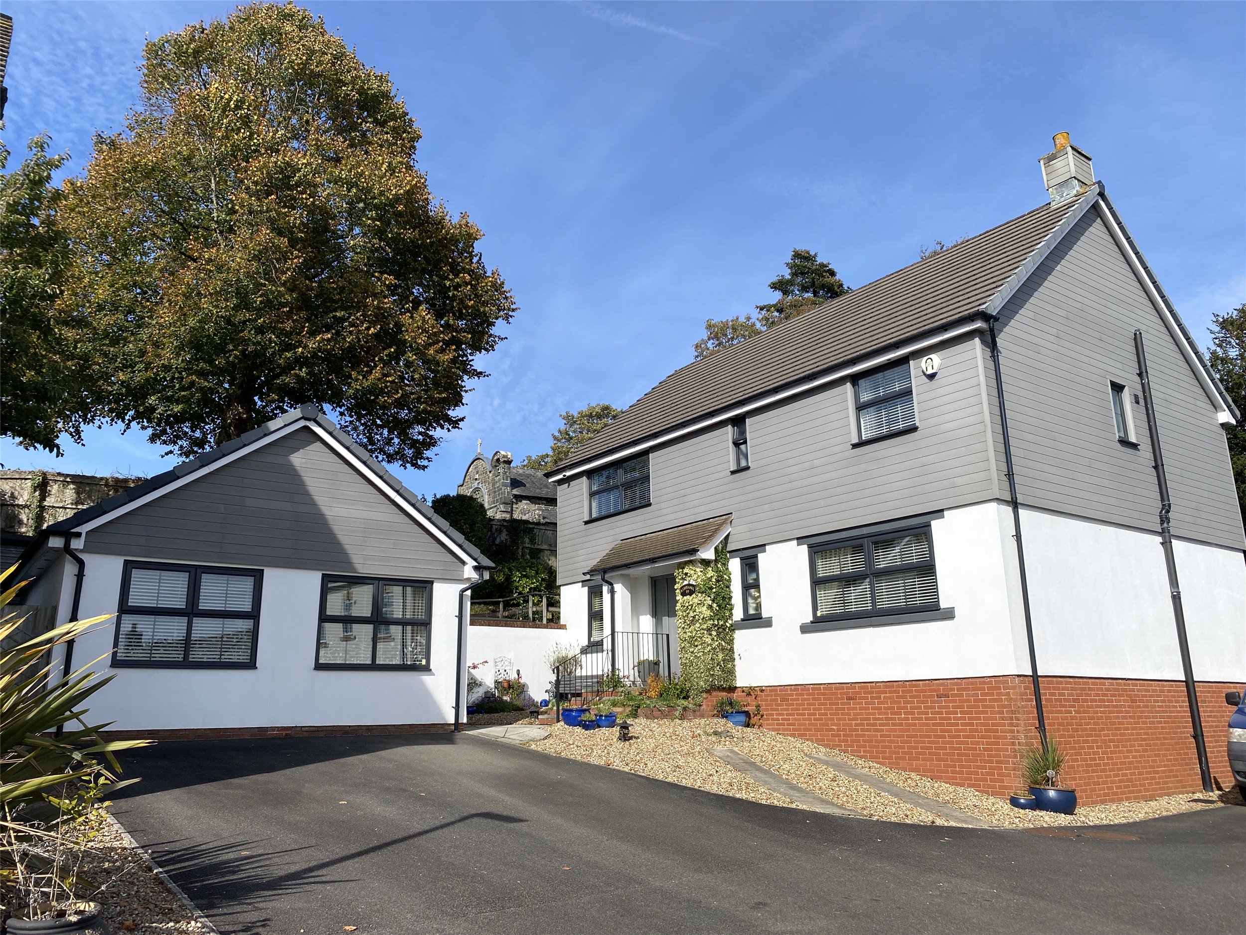 Mayne Close, Launceston, Cornwall, PL15