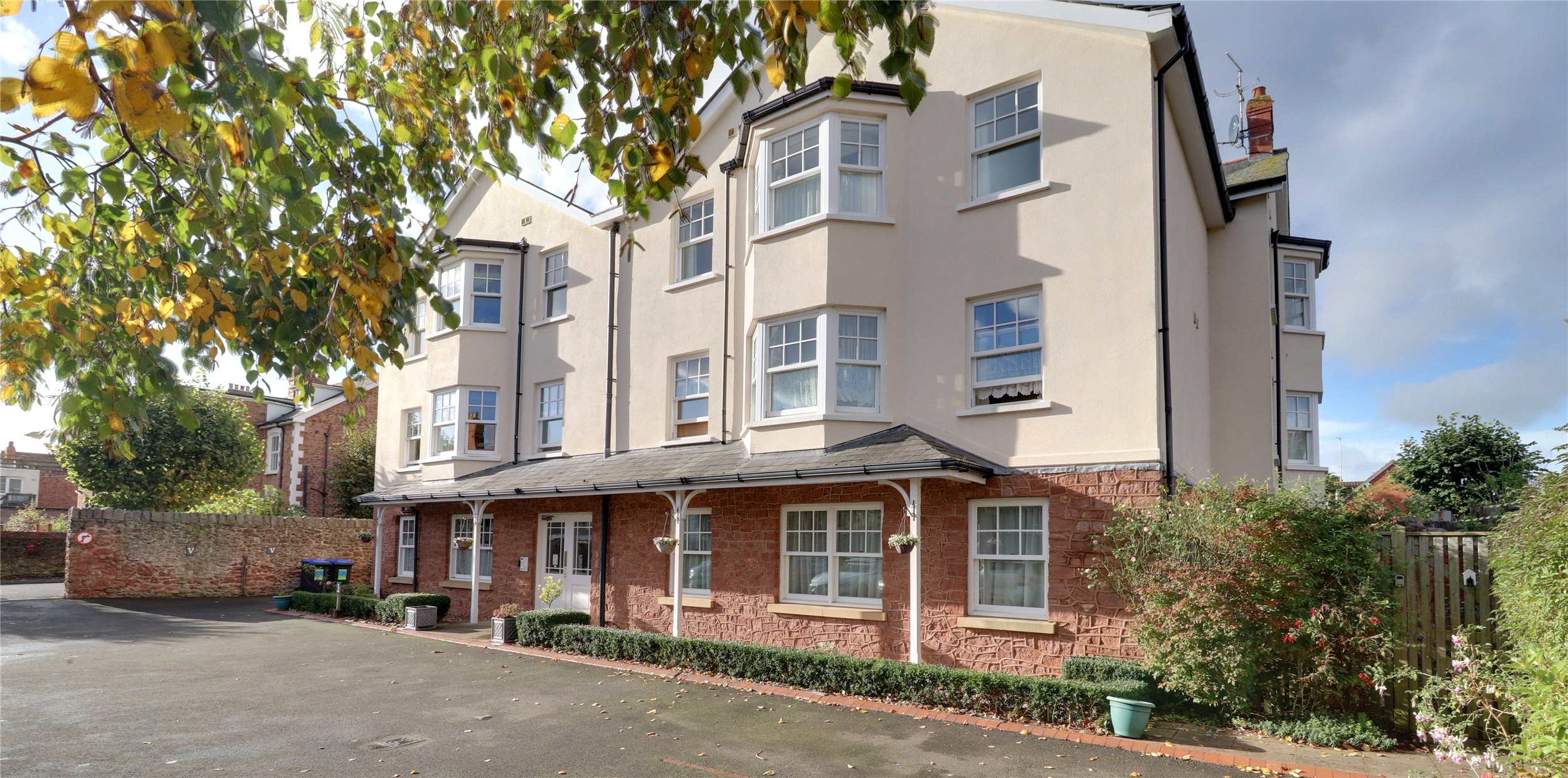 Summerland Avenue, Minehead, Somerset, TA24