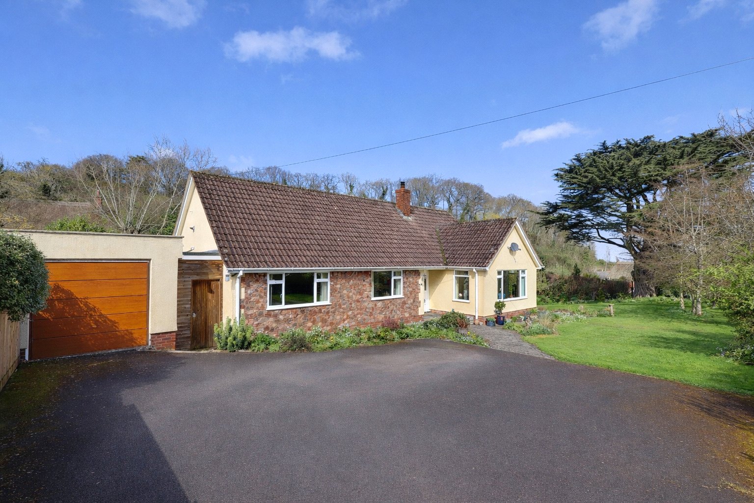 Manor Road, Alcombe, Minehead, Somerset, TA24
