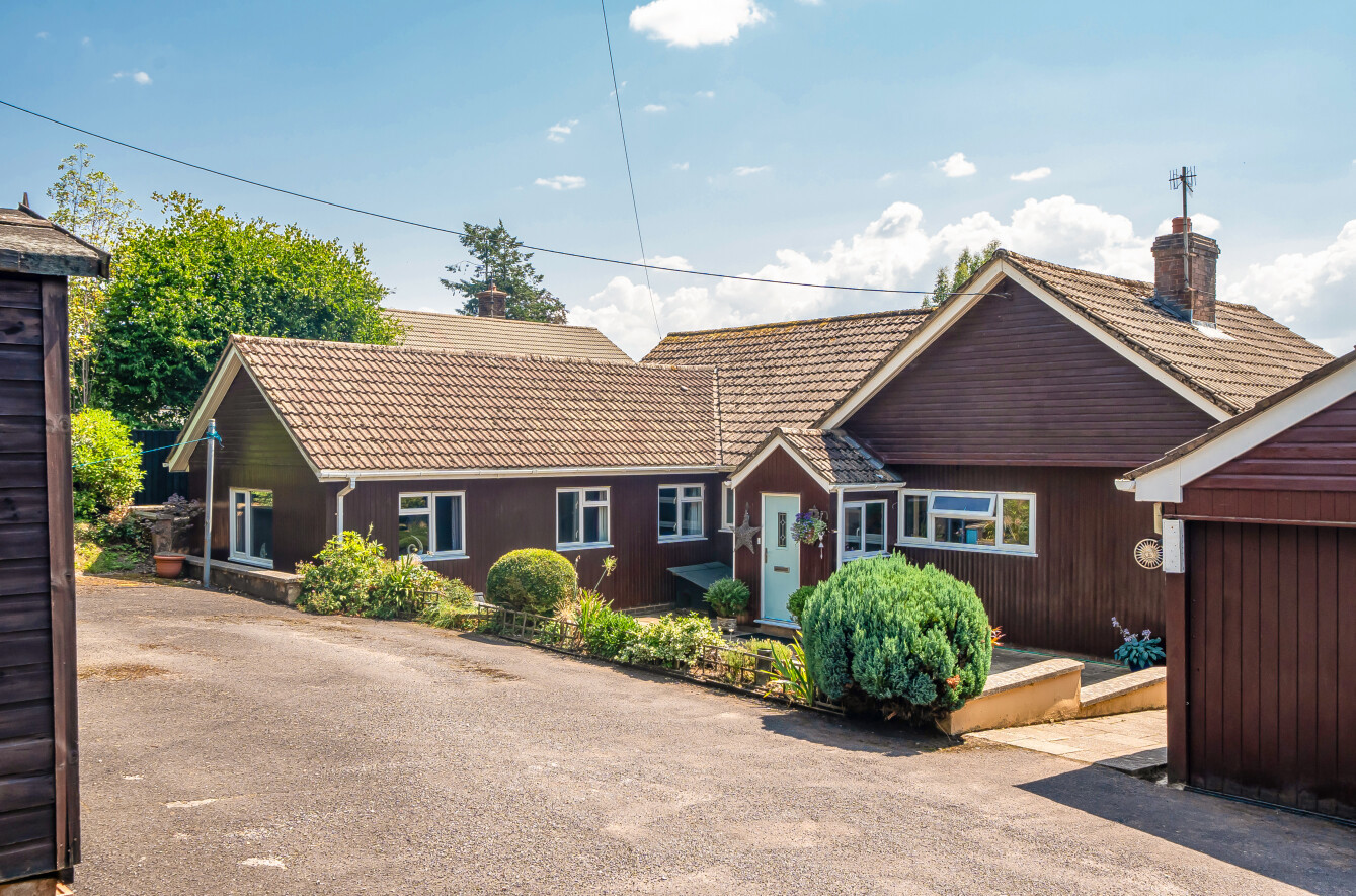 Jury Road, Dulverton, Somerset, TA22