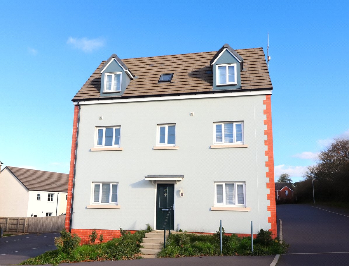 Oaktree Road, South Molton, Devon, EX36
