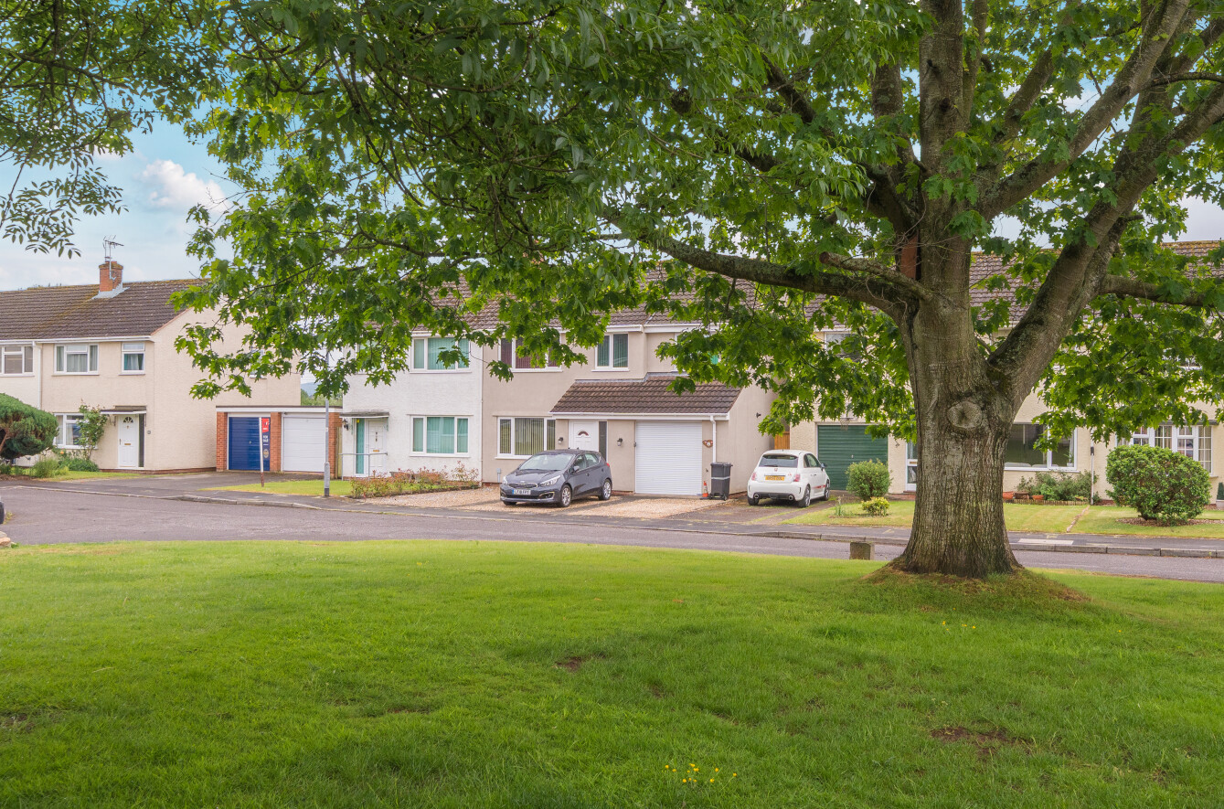 Manor Park, Norton Fitzwarren, Taunton, Somerset, TA2