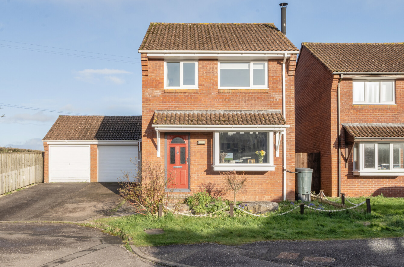 Richards Close, Wellington, Somerset, TA21