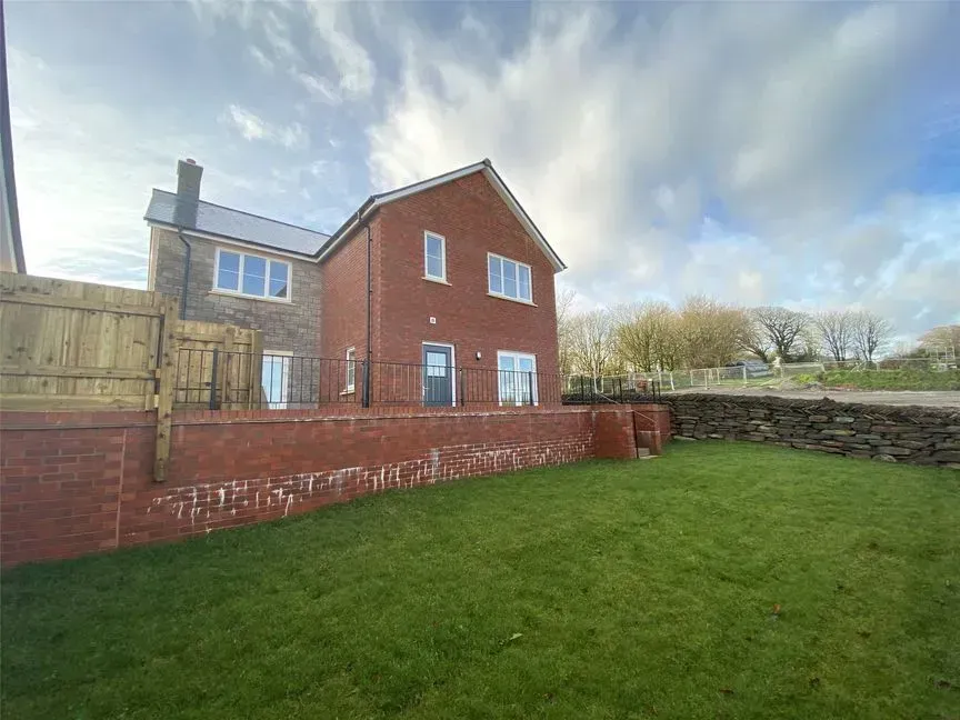 House for sale with 4 bedrooms in Farriers Close, Altarnun, Launceston