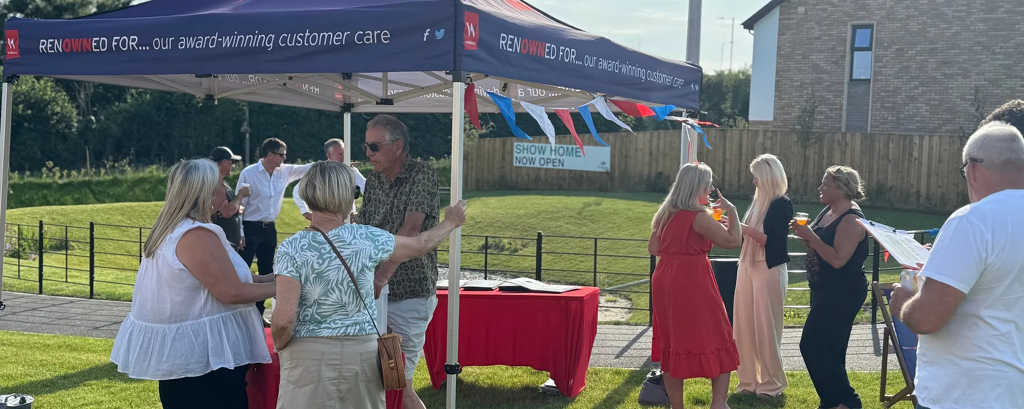 Heanton Lea Gardens Sundowner Event Draws Strong Interest - Webbers
