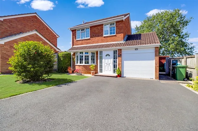 Cross Close, Fremington, Barnstaple, Devon, EX31