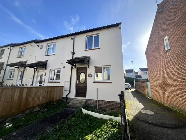 Long Meadow Drive, Barnstaple, Devon, EX32