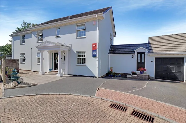 Lower Cross Road, Bickington, Barnstaple, EX31