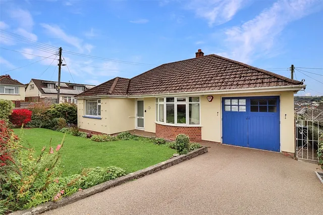 Ravelin Manor Road, Barnstaple, Devon, EX32
