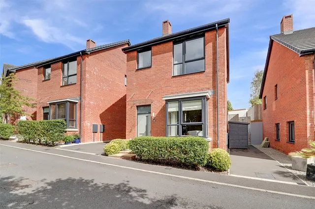 Oak Close, Bickington, Barnstaple, Devon, EX31