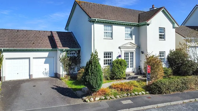 Lower Cross Road, Bickington, Barnstaple, Devon, EX31