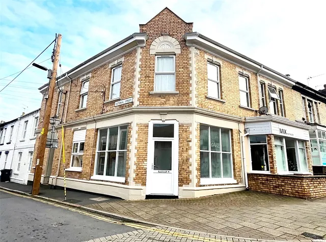 Newport Road, Barnstaple, Devon, EX32