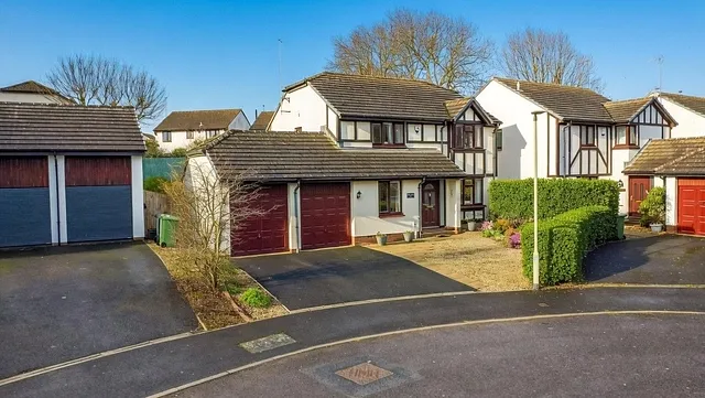 Taw Meadow Crescent, Fremington, Barnstaple, EX31