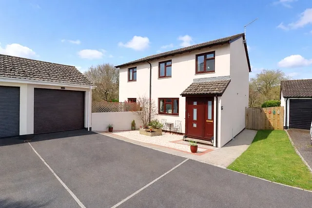 St. James Close, Landkey, Barnstaple, Devon, EX32