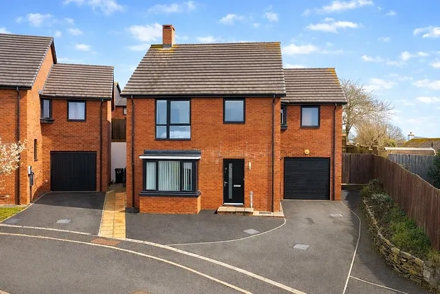 Oak Close, Bickington, Barnstaple, Devon, EX31