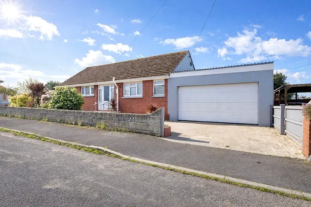 Beechwood Close, Sticklepath, Barnstaple, Devon, EX31