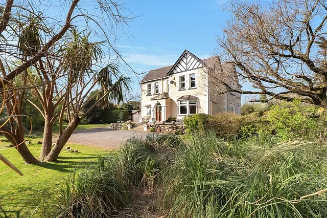Silford Cross, Westward Ho!, Bideford, Devon, EX39
