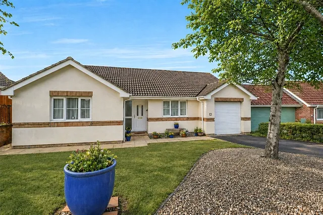 Chichester Way, Westward Ho, Bideford, Devon, EX39