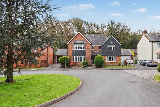 Rowe Close, Bideford, EX39