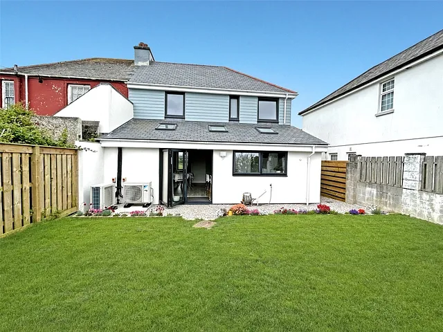 Dolgey Post, St. Ervan, Wadebridge, Cornwall, PL27