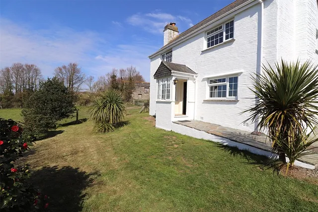 Polperro Road, Looe, PL13