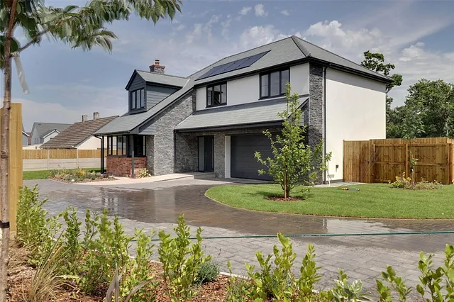 Harvest Drive, Roundswell, Barnstaple, EX31