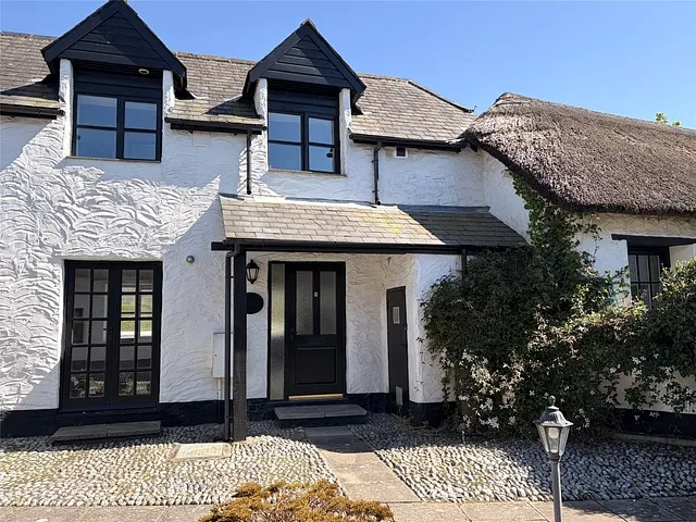 Poyers Courtyard Cottages, Wrafton, Braunton, Devon, EX33