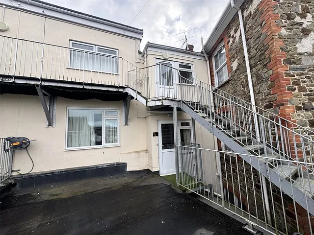 Newport Road, Barnstaple, Devon, EX32