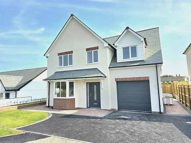 Long Park Drive, Bradworthy, Holsworthy, Devon, EX22