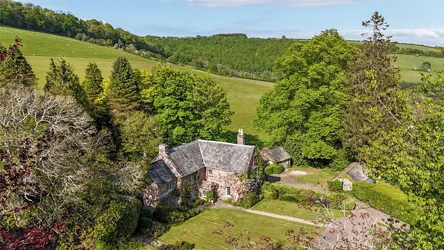 Jury Road, Dulverton, Exmoor, Somerset, TA22