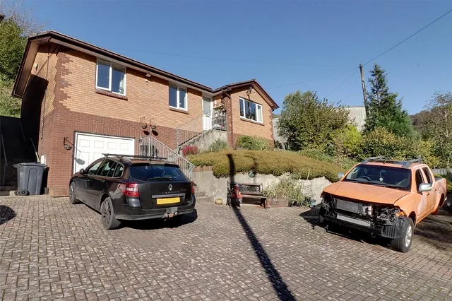 Hillside, Higher Slade Road, Ilfracombe, Devon, EX34