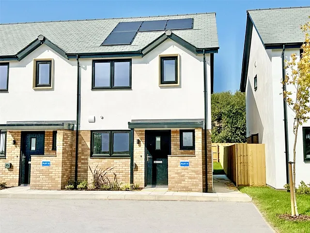 Heanton Lea Gardens, Braunton, Devon, EX31