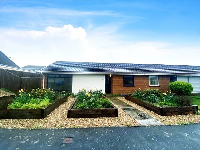 West Meadow Road, Braunton, EX33