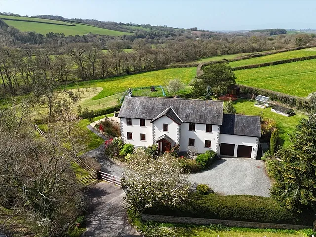 Yeolmbridge, Launceston, Cornwall, PL15