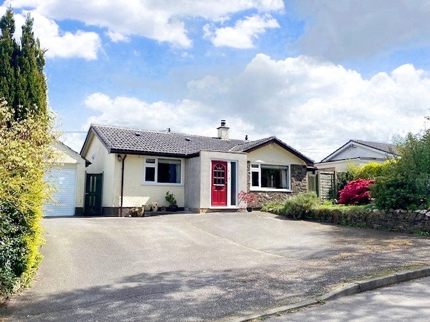 Bungalow for sale with 2 bedrooms in Polyphant, Launceston, Cornwall