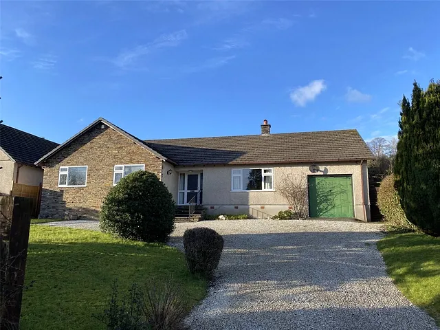North Road, Lifton, Devon, PL16