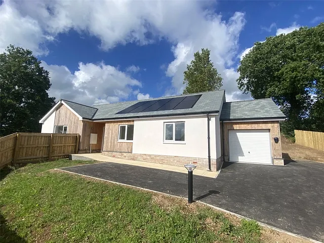 Dunheved Road, Launceston, Cornwall, PL15