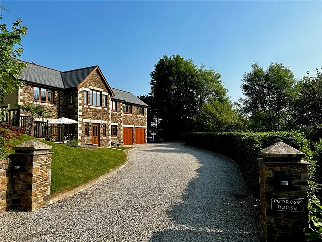 Tavistock Road, Launceston, Cornwall, PL15