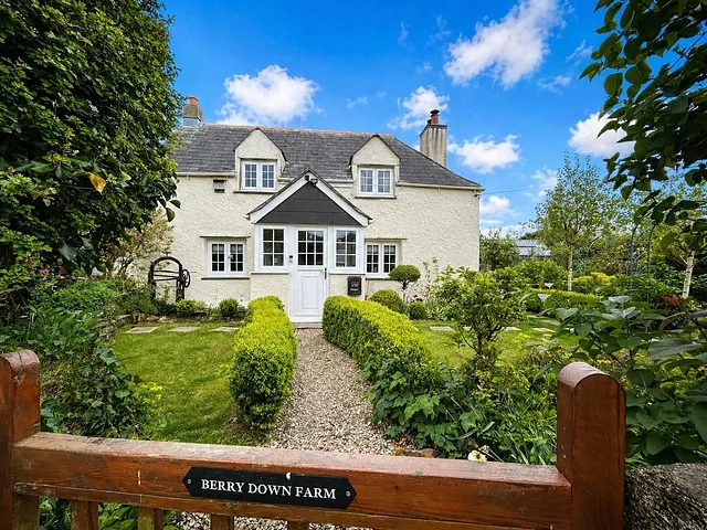 Tregadillett, Launceston, Cornwall, PL15