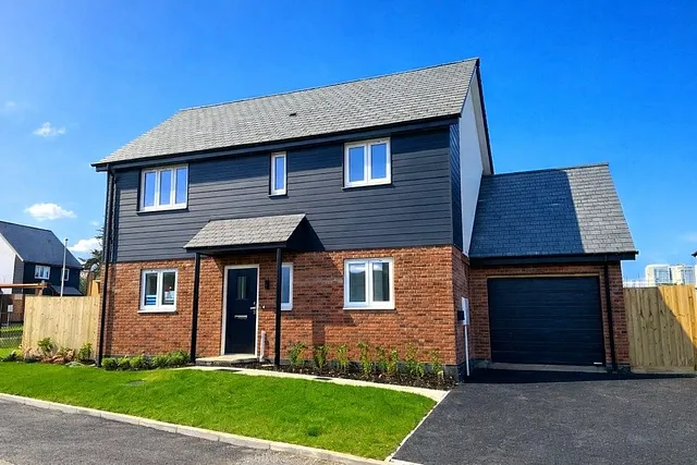 Escott Crescent, Westward Ho, Bideford, Devon, EX39