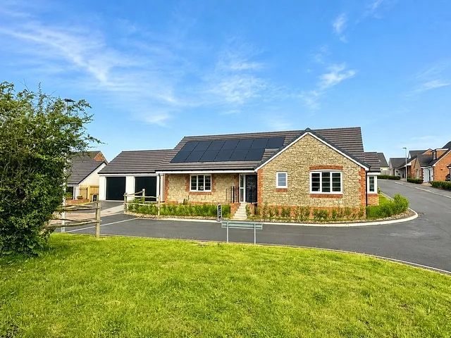 Fabulous Brand New A-Rated Bungalow, Closewool Grove, South Molton, Devon, EX36
