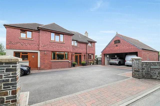 Gunswell Lane, South Molton, Devon, EX36