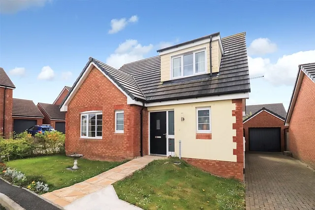 Fallow Close, South Molton, Devon, EX36