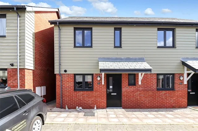 Honey Farm Close, South Molton, Devon, EX36