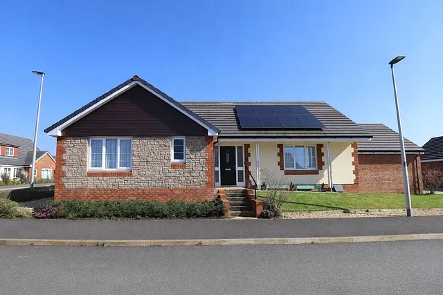 Fallow Close, South Molton, Devon, EX36